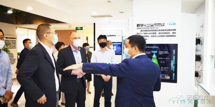 熱烈歡迎西門(mén)子數字化工業(yè)集團FA BU總經(jīng)理Westerholt先生一行蒞臨天拓四方